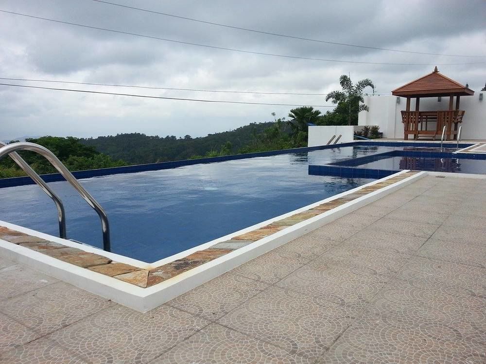 Vista Real Hotel Tagaytay City Exterior photo
